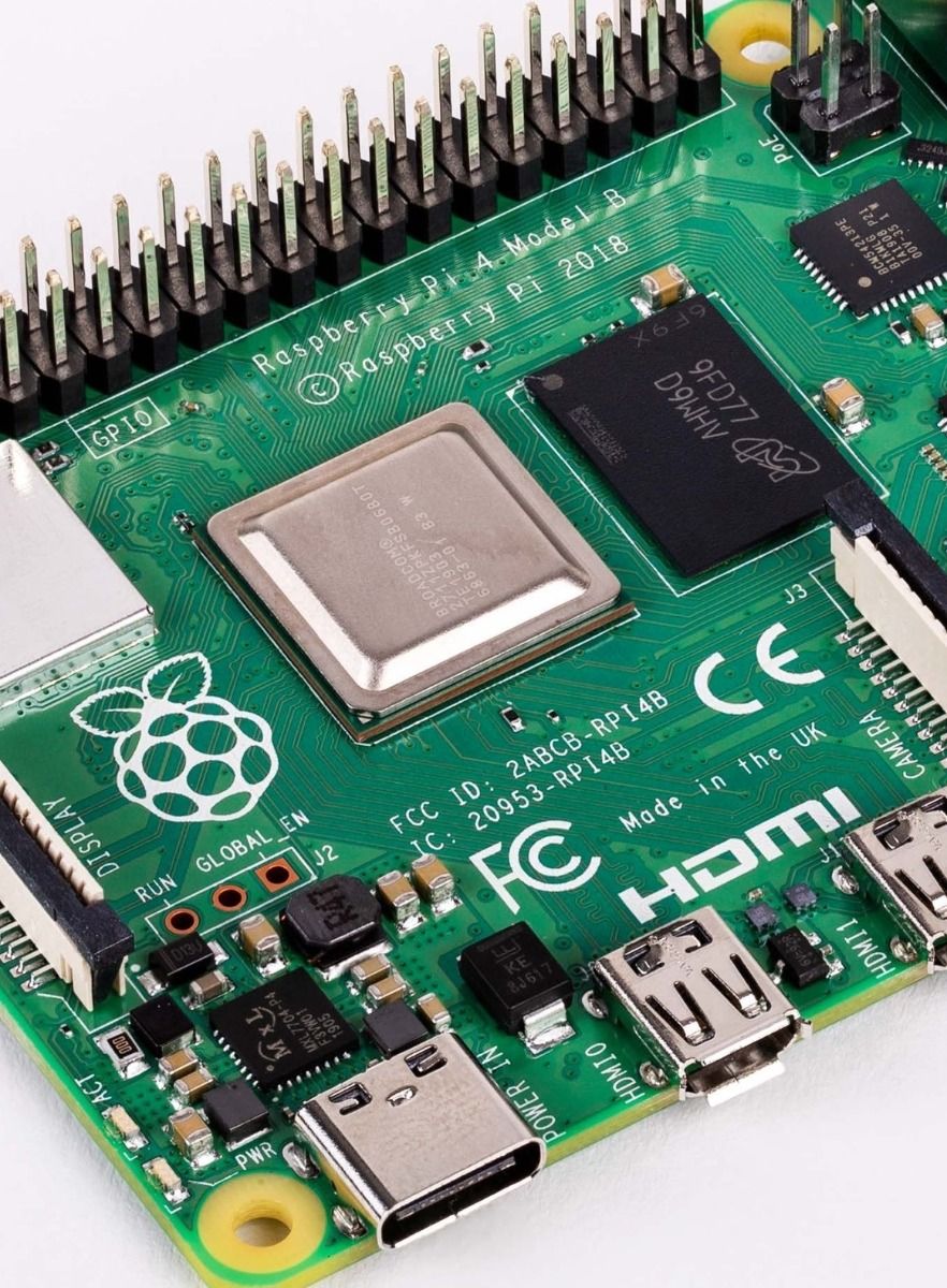 Komputer Raspberry Pi 4 Model  – Pi 4 Case recenzja i cena